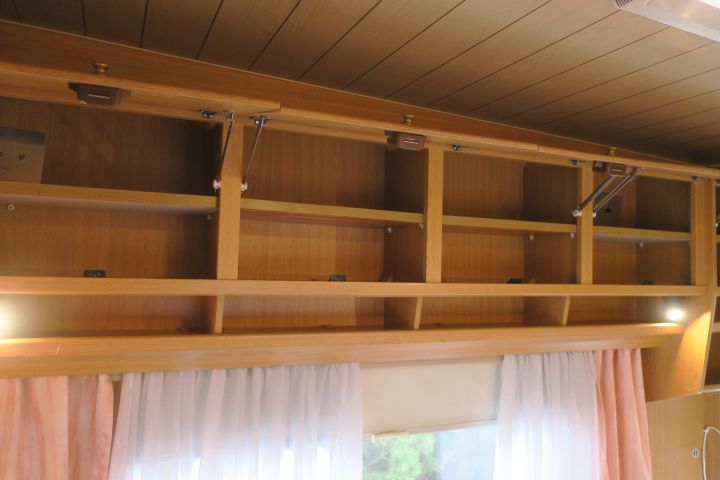 410216-34 Caravan Fiat 290 from 93