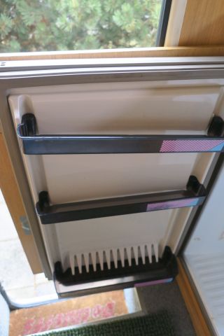 410216-43 Caravan Fiat 290 from 93