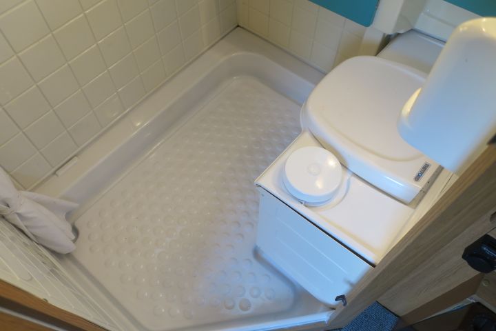 410216-59 Caravan Fiat 290 from 93