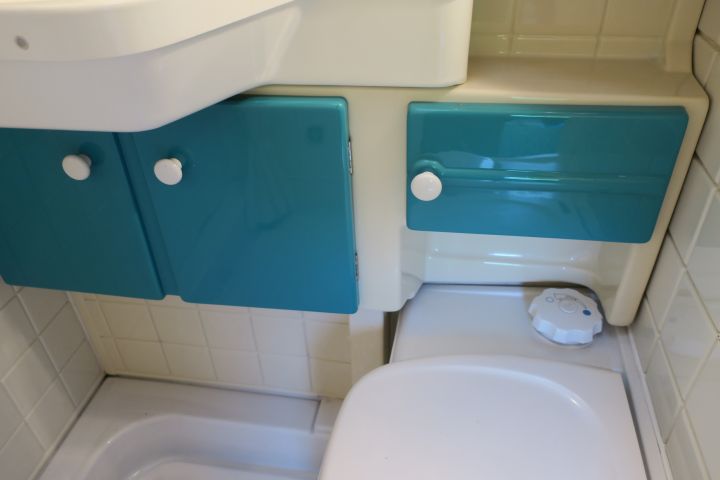 410216-63 Caravan Fiat 290 from 93