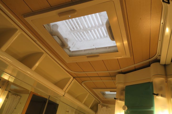 410216-64 Caravan Fiat 290 from 93