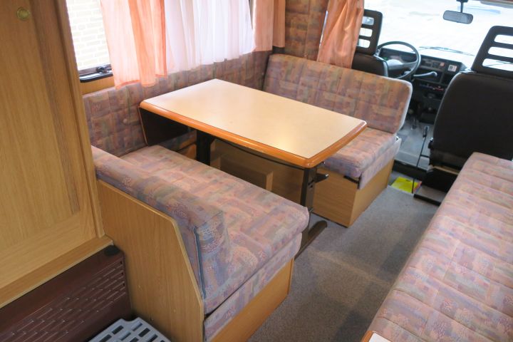 410216-66 Caravan Fiat 290 from 93