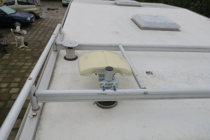 410216-120 Caravan Fiat 290 from 93