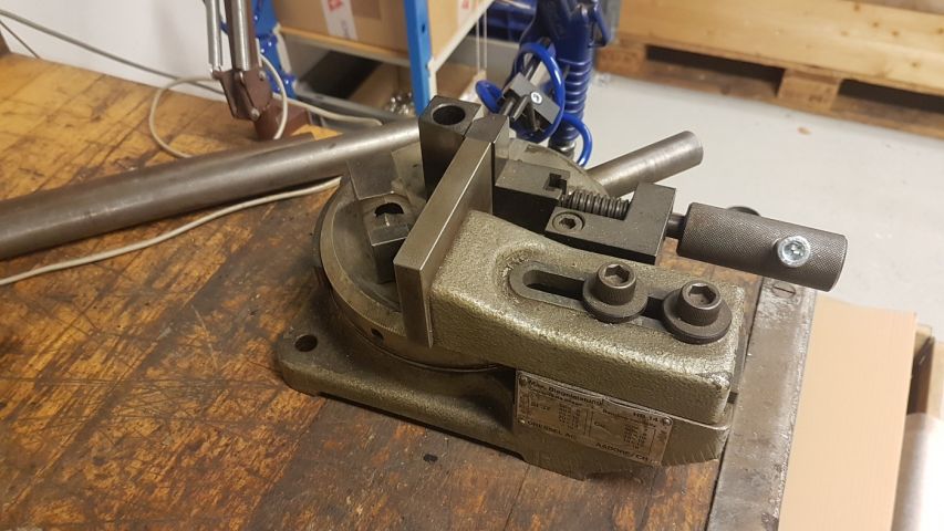 434751-1 Steel bar profiling machine, Gressel HB14