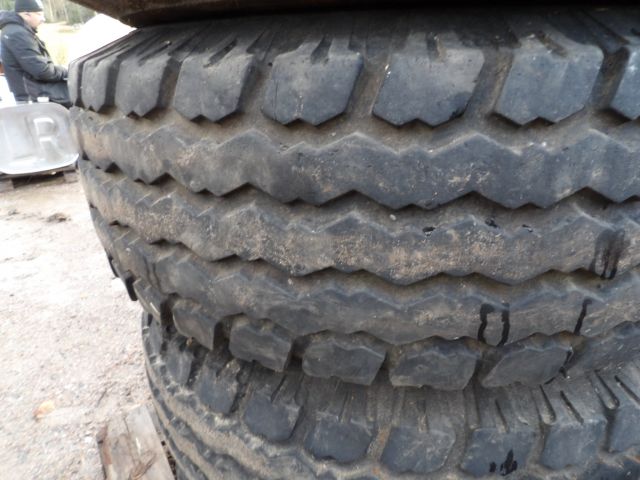 414107-9 Wheels fitting an RUR