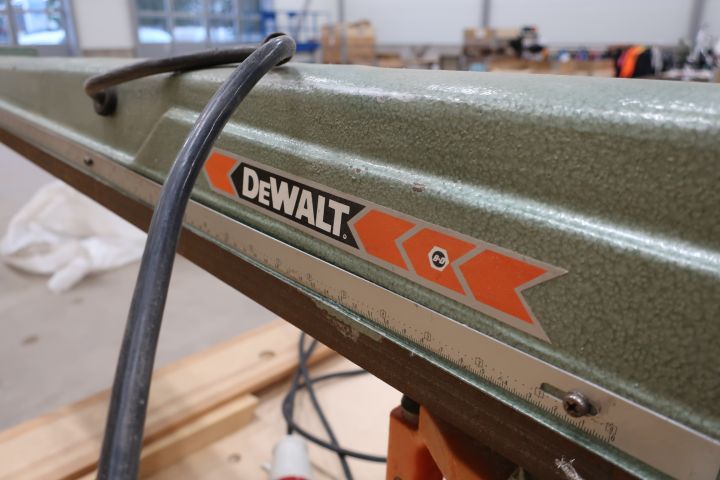430986-9 Radial arm saw DeWalt 1875