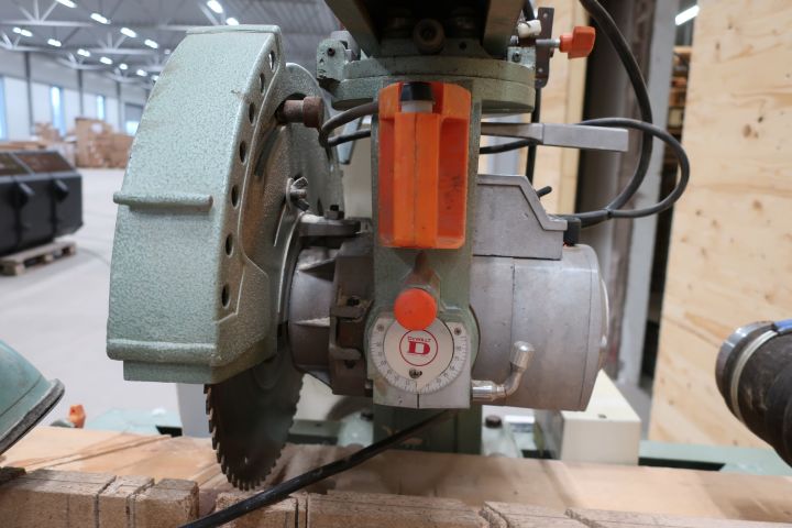 430986-16 Radial arm saw DeWalt 1875