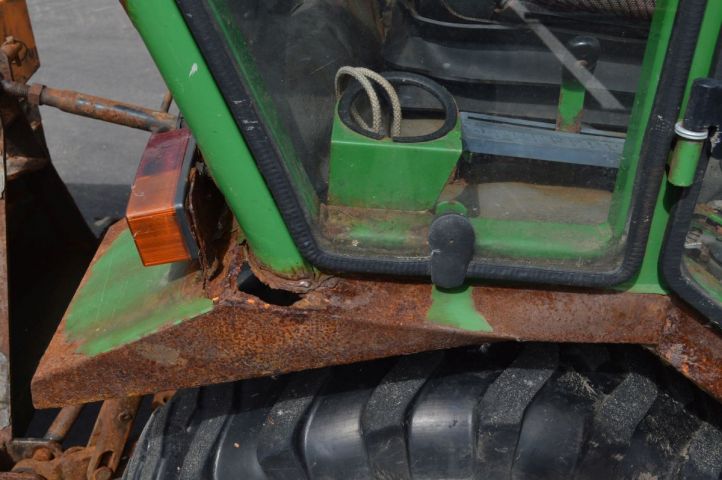 438511-18 John Deere 855