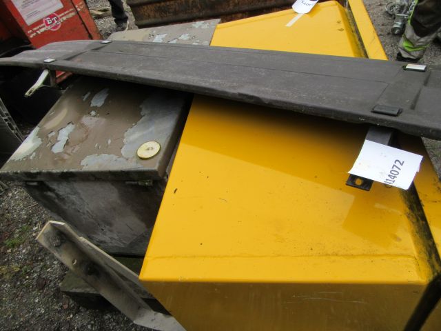 414072-3 Cap for Scania truck