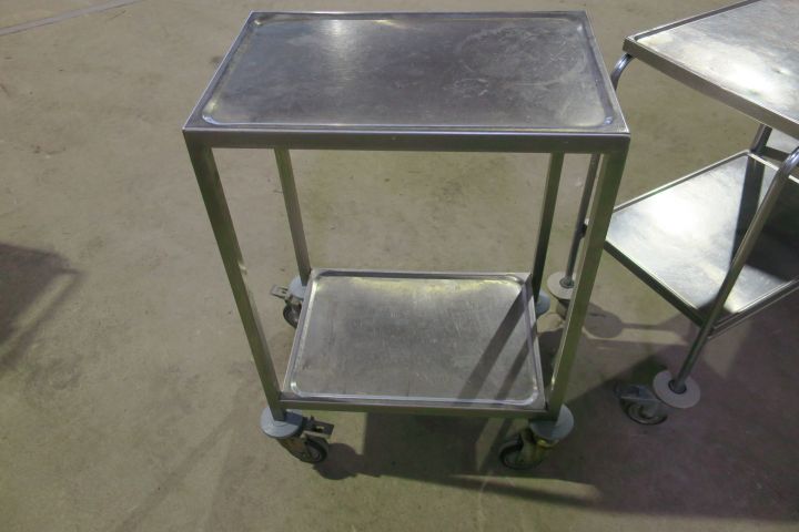 410221-5 Kitchen equipment for large kitchens, trolleys, shelves, waste carriage