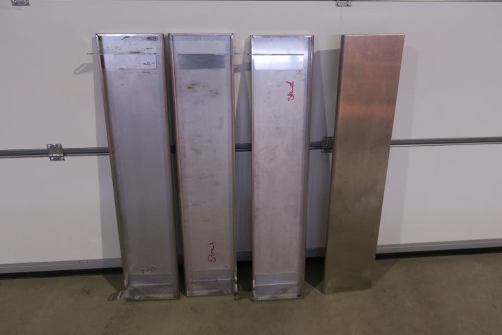 410221-6 Kitchen equipment for large kitchens, trolleys, shelves, waste carriage