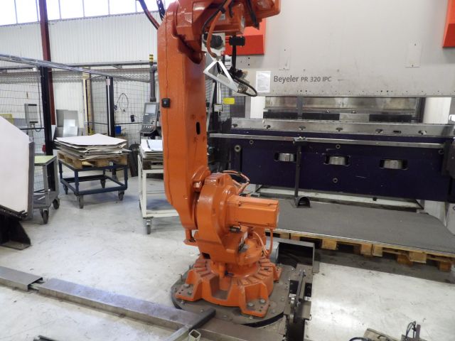 414143-4 ABB Robot IRB 6640 -08