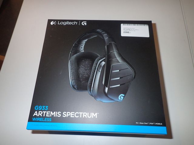 400909-1 New Logitech G933 Artemis Spectrum Gaming Headset