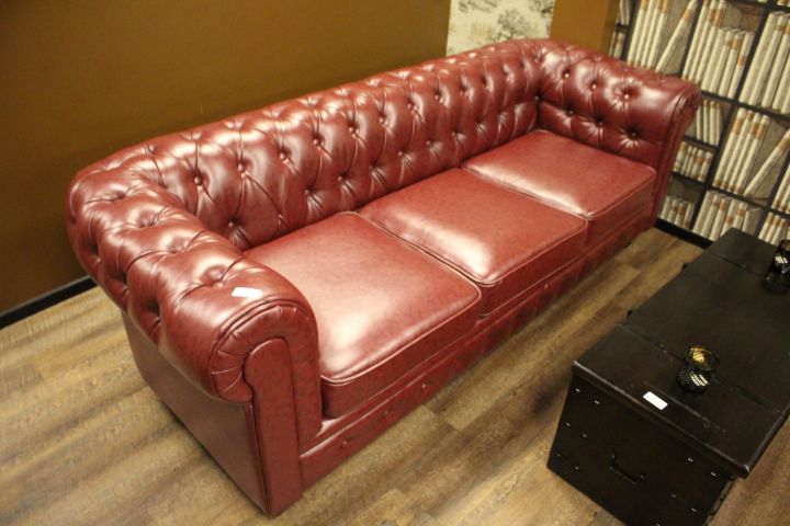 433904-1 Chesterfield Sofa