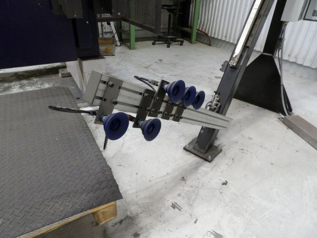 414143-25 ABB Robot IRB 6640 -08