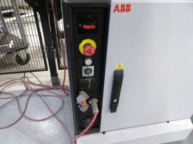 414143-41 ABB Robot IRB 6640 -08