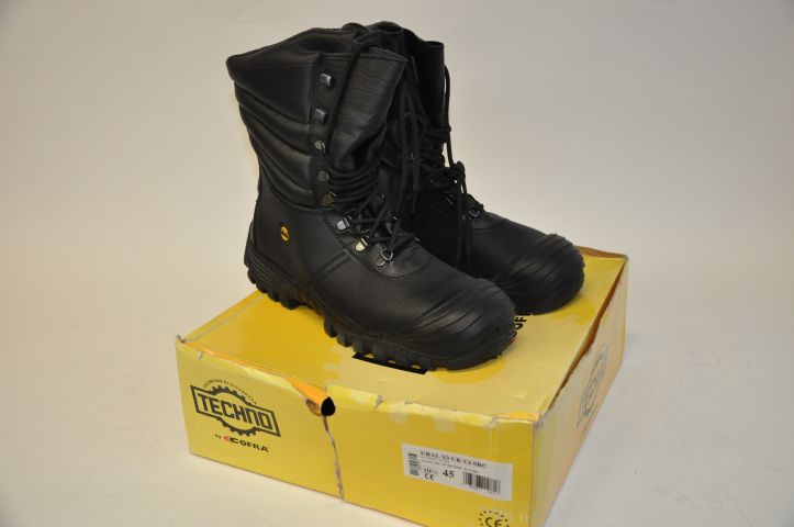 440259-1 Techno Ural Safety shoes (size 45)
