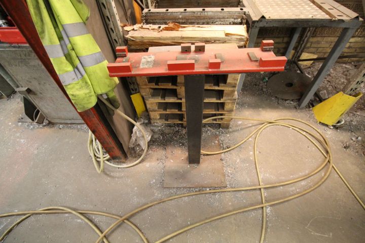 438862-4 2 pieces of material