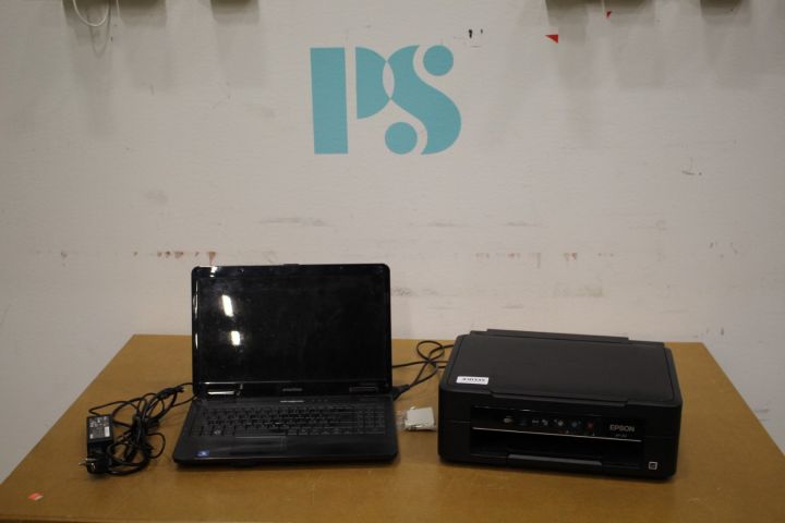 430335-2 Bärbar dator Acer eMachines E525 och skrivare Epson XP-212