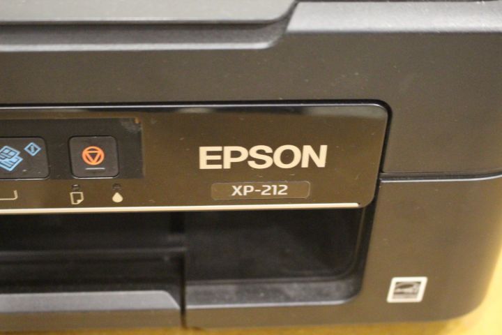 430335-10 Bärbar dator Acer eMachines E525 och skrivare Epson XP-212