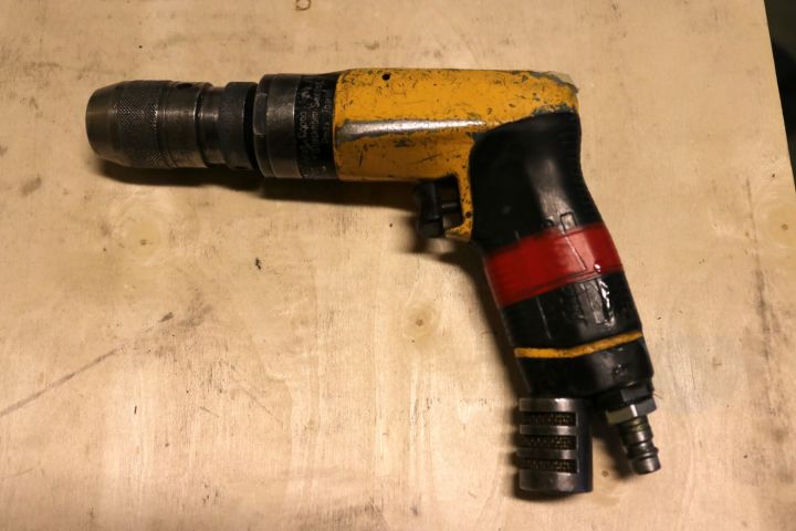 195976-8 Pneumatic tools 1 pallet ca: 80-tall units (8)
