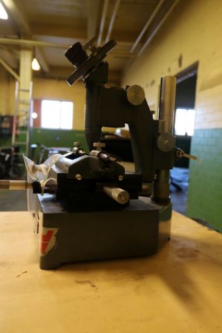 195976-24 Pneumatic tools 1 pallet ca: 80-tall units (8)