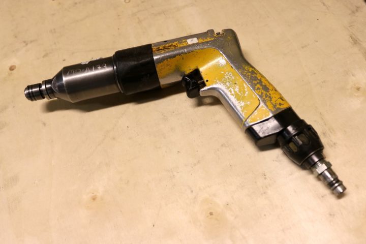 195976-31 Pneumatic tools 1 pallet ca: 80-tall units (8)