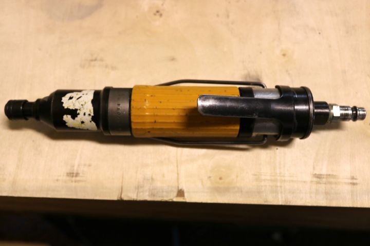 195976-35 Pneumatic tools 1 pallet ca: 80-tall units (8)