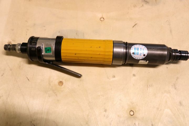 195976-37 Pneumatic tools 1 pallet ca: 80-tall units (8)