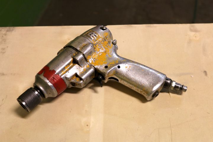 195976-50 Pneumatic tools 1 pallet ca: 80-tall units (8)