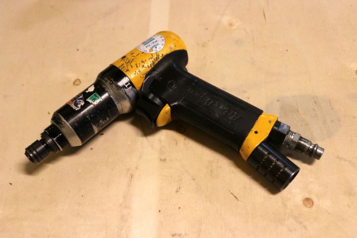 195976-51 Pneumatic tools 1 pallet ca: 80-tall units (8)