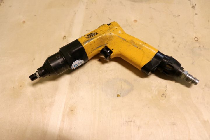 195976-55 Pneumatic tools 1 pallet ca: 80-tall units (8)