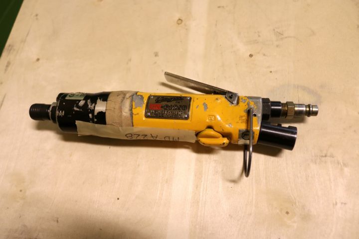 195976-65 Pneumatic tools 1 pallet ca: 80-tall units (8)