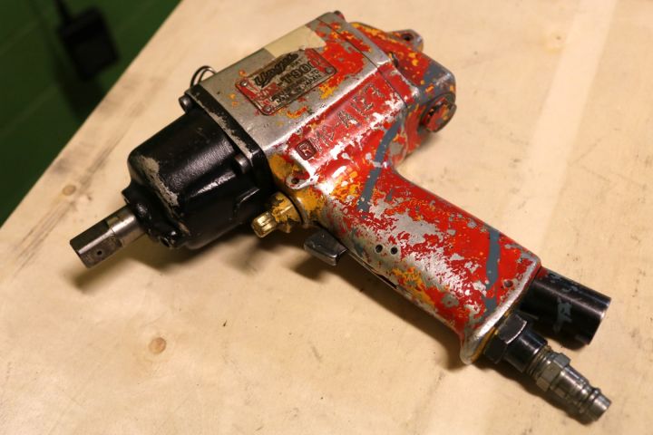 195976-82 Pneumatic tools 1 pallet ca: 80-tall units (8)
