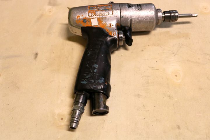 195976-96 Pneumatic tools 1 pallet ca: 80-tall units (8)
