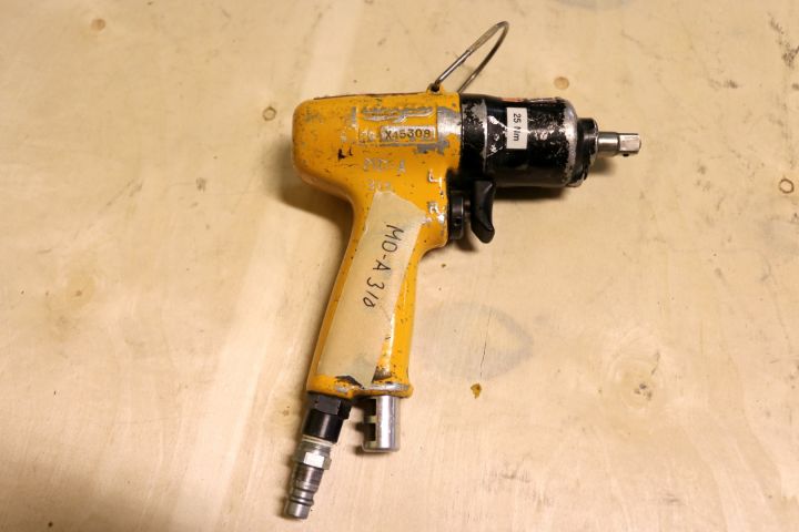 195976-100 Pneumatic tools 1 pallet ca: 80-tall units (8)
