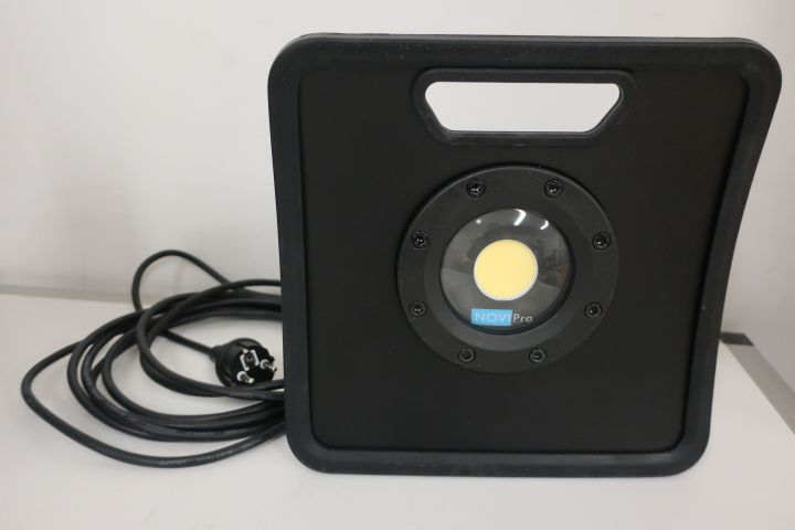 441728-1 NoviPro work lamp.