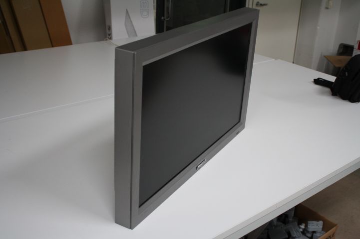 442176-3 Samsung 320PX screen