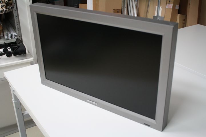 442176-4 Samsung 320PX screen