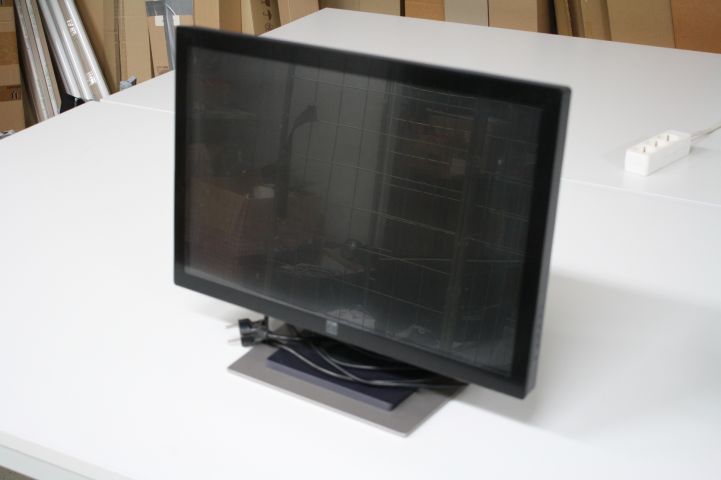 442198-1 Elo 2200L touchscreen monitor