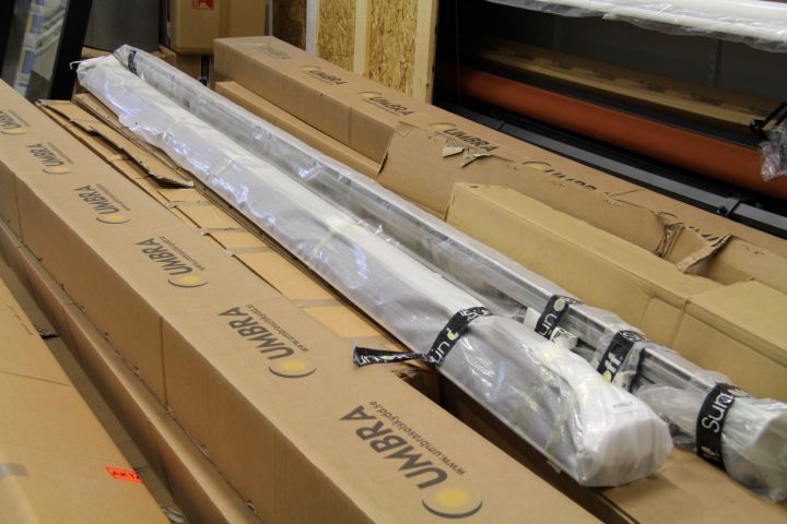 438017-1 Fönstermarkis, 3,4 m