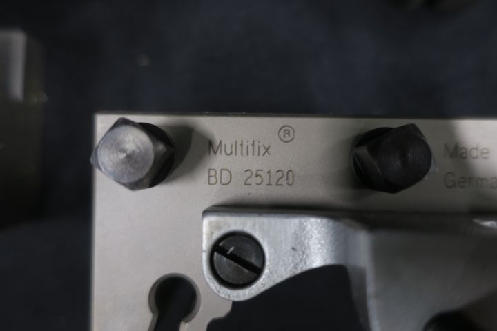 435378-4 6 pcs multifix holder