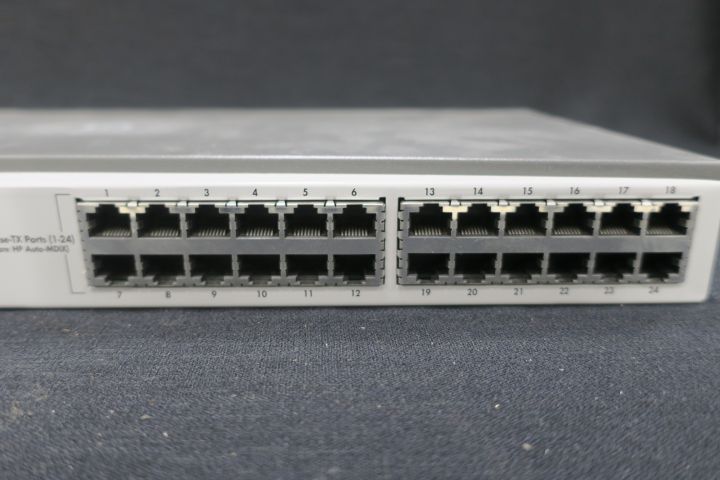 433226-3 Switch HP ProCurve 2124