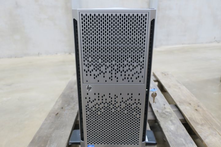 433244-2 Server HP ML350 G8