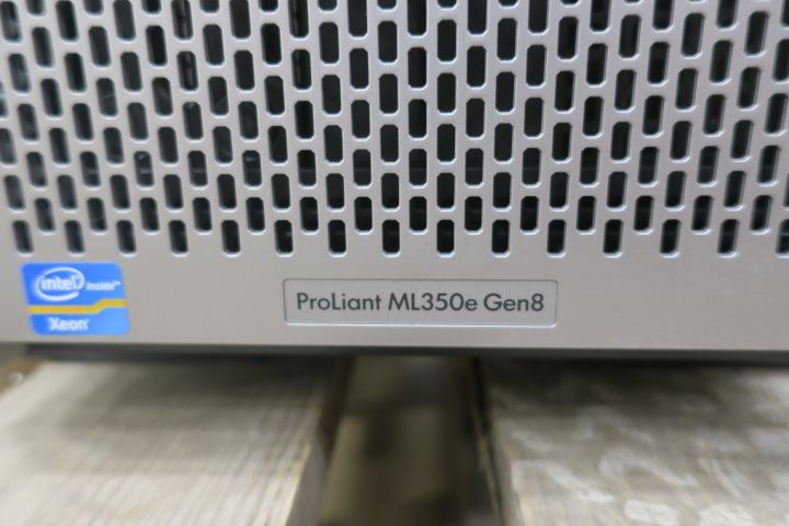 433244-3 Server HP ML350 G8