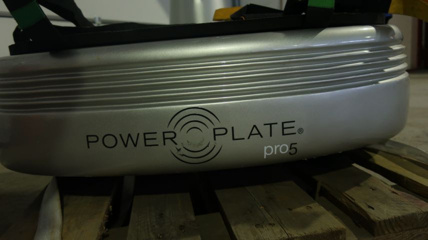 378627-12 Power plate pro 5