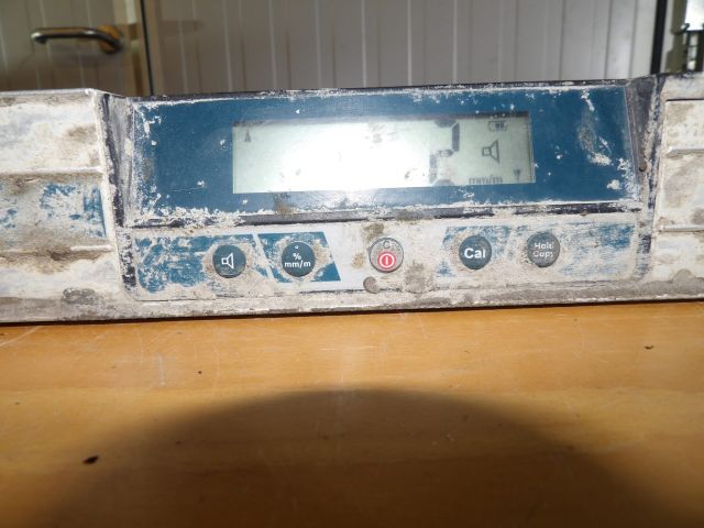 414195-2 Bosch digitalt vattenpass