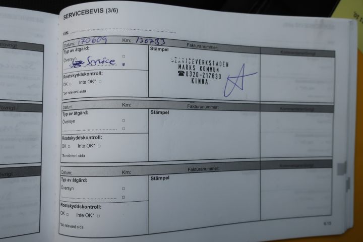 443738-46 Renault Megane -11 (LSA757)