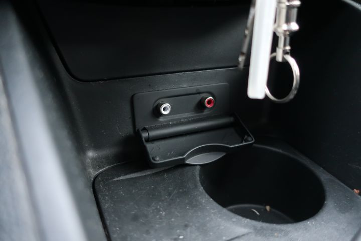 443738-51 Renault Megane -11 (LSA757)