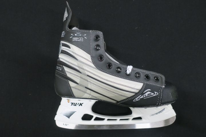 433288-3 20 pairs of Hockey skates Flite Mixed Stl